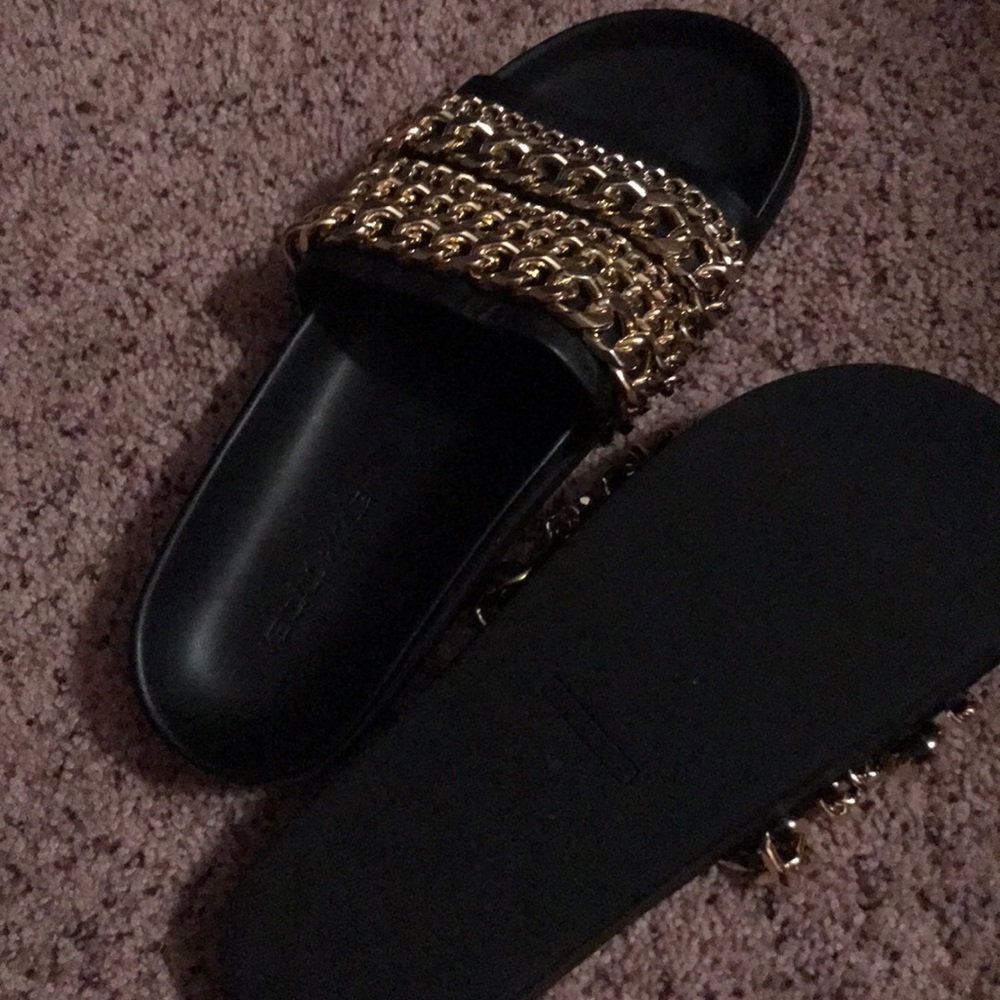 Kendall and Kylie Jenner slides